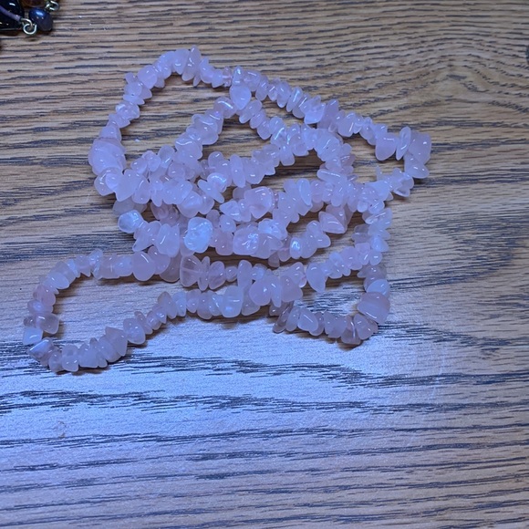 Natural rose quartz necklace - Picture 3 of 4